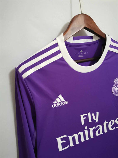 Real Madrid 2016/2017 Away Purple Kit – long sleeves